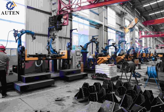 Robot spawalniczy z podwójnymi pozycjonatorami i pięcioma osiami, umożliwiającymi spawanie wieży przesyłowej