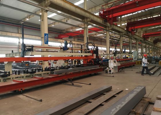 Linia produkcyjna do wykrawania CNC płaskich płyt podłużnych belek pojazdów ciężkich