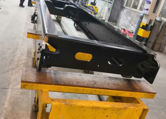 Przetwarzanie arkuszy metalowych 15000x380 mm Rozmiar obrabionego kawałka 35 ton Maszyna do bicia płytek CNC do samochodowej wiązki wzdłużnej
