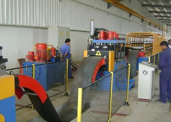 Maszyna do tworzenia rolków dla pasów drogowych i linii produkcyjnej ochronnej