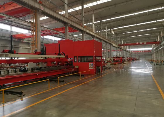Model FPCP12080 Automatyczna maszyna do wykrawania blach CNC z urządzeniem załadunku i rozładunku oraz wysoką wydajnością pracy, 3-osiowa maszyna do wykrawania CNC do blach belek samochodowych