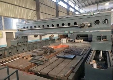 3000*3000 Rozmiar obrabionego kawałka BT50 Maszyna do wiercenia płytek CNC 30 KW Moc silnika serwospindla
