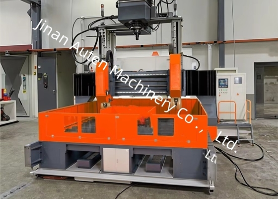 Automatyczna wiertarka CNC do płyt z siłą docisku 7,5 kN, szerokość rowka T 28 mm, moc chłodzenia 0,45 kW