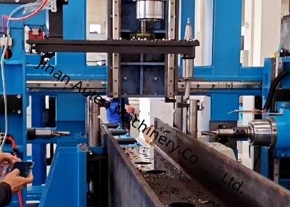 3-stacyjne magazyny narzędziowe 3D CNC do wiercenia, gwintowania i cięcia belek H Φ10 Hydrauliczny moduł znakowania Rozmiar znaków