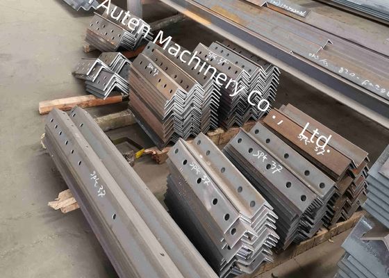 Duże CNC kąt stalowy Perforacja i strzyżenie zintegrowane maszyny oszczędzanie 3 pracowników Fabryka bezpośrednia dostawa