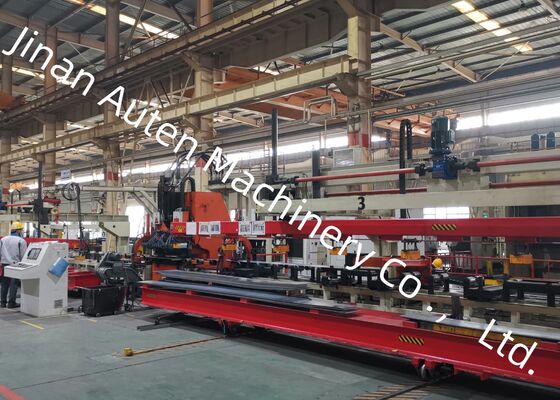 Precyzyjna wykrawarka CNC do blach, siła nominalna 1200 kN i maksymalna grubość blachy 6 mm