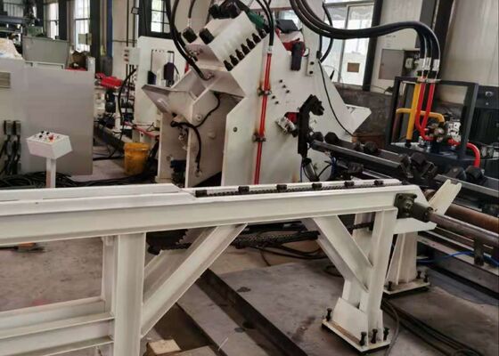 2200/4300KN Siła cięcia CNC kąt przebijania cięcia stalowej linii produkcyjnej wieży 18 liter na grupę