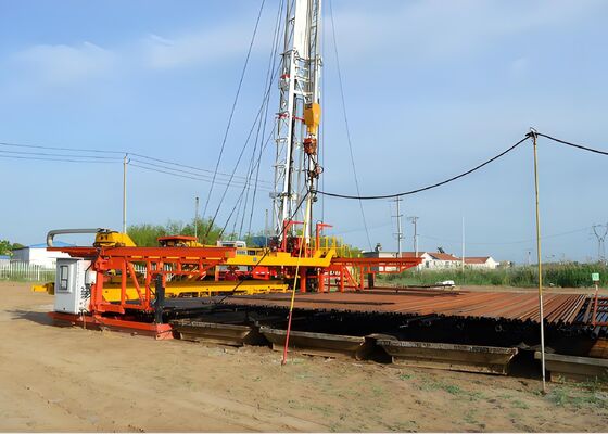 9KW Power Oil Well Minor Reparation Operation Machine 4000mm Wysokość podnoszenia