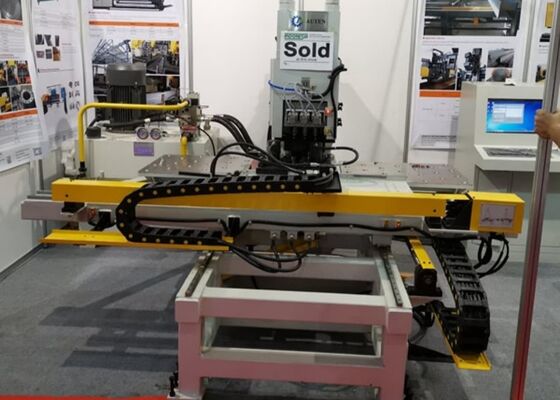 Wykorzystywane w przemyśle konstrukcji stalowych Cnc Płytka Perforacyjna 800/1200KN Siła znakowania
