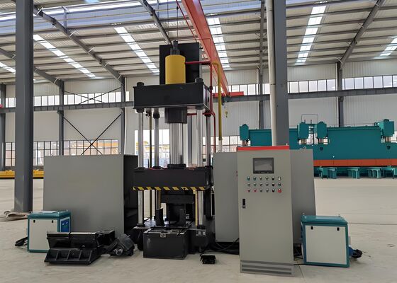 3-osiowa giętarka grzewcza Cnc do płyty kątowej ze sterowaniem hydraulicznym