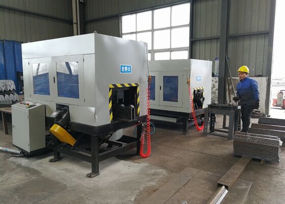 CNC фрезерный станок для обработки внутреннего радиуса уголка