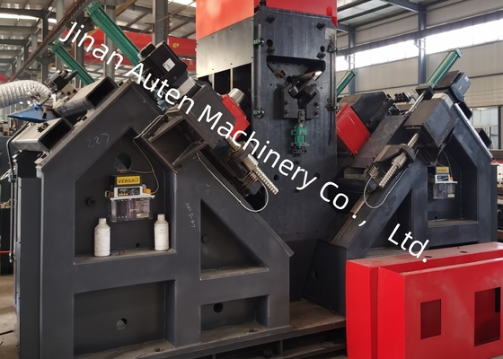 Linia hydraulicznej wiertarki kątowej CNC o łącznej mocy 150 kW, prędkość obrotowa wrzeciona 6000 obr./min