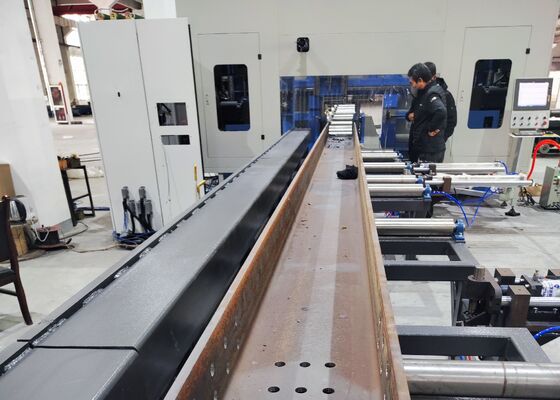 Przemysł konstrukcji stalowych Maszyna do wiercenia wiązki H CNC dużych prędkości BT40 Główny wrot