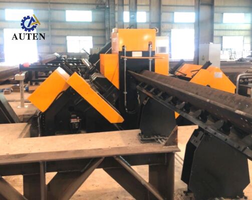 Maszyna do wiercenia i znakowania kątowego CNC Premium z automatycznym ładowaniem