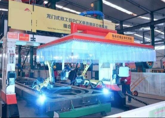 Robot spawalniczy z szybkim tempem akwizycji klatki obsługujący w czasie rzeczywistym odzew wizualny